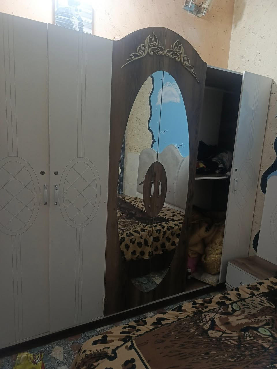 سلام عليكم عندي غرفه البيع بس باب طلاقه مكسورر والغرفه 6 قطع وسعر 175 وبيهه مجالل


**إذا كنت صاحب هذا الإعلان وتريد حذفه لأي سبب، رجاءا أرسل رسالة إلى الدعم الفني**