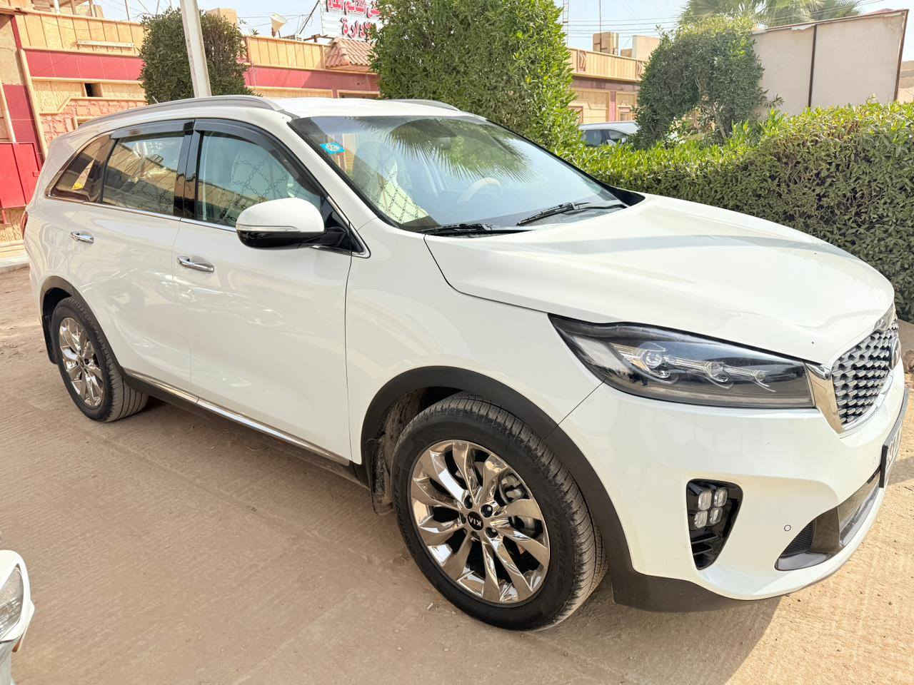 السلام عليكم سياره سورنتو خليجي 2018 شكل 20 السياره داخل جلد رقم بغداد مشروع وطني كشنات اماميه كهرباء وباقي المواصفات معروفه السياره بيه فقط بارد بالباب الخلف السايق وبارد بالجنطه مكان السيارة الحله / قضاء القاسم 
 للاستفسار اكثر الاتصال عله الرقم 
***********

***********
