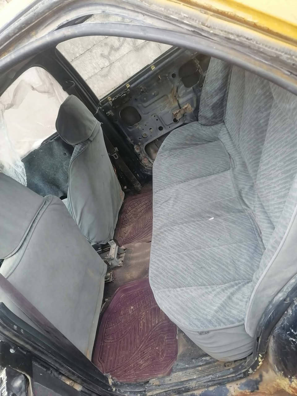 السلام عليكم للبيع النترا موديل ٩٤ رقم كركوك الماني نافذه ٢٠٢٣ سياره محرك كير صدر بشرط تايرات جدد ويل جديد سياره جاهزه عوزها صبغ بس الكشر شوف العين تحويل مباشر السعر ١٨ بيها مجال المكان داقوق اني مكلف بنشر اتصل برقم ***********
