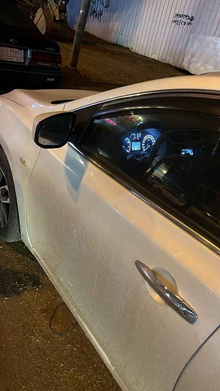 سيارة سنترا موديل ٢٠١٩ طخات بسيطة مكفولة  موجودة سنوية جديدة باسمي تحويل ثاني يوم رقمها بغداد هزتها جديدة سعرها ١٢ الف


**إذا كنت صاحب هذا الإعلان وتريد حذفه لأي سبب، رجاءا أرسل رسالة إلى الدعم الفني**