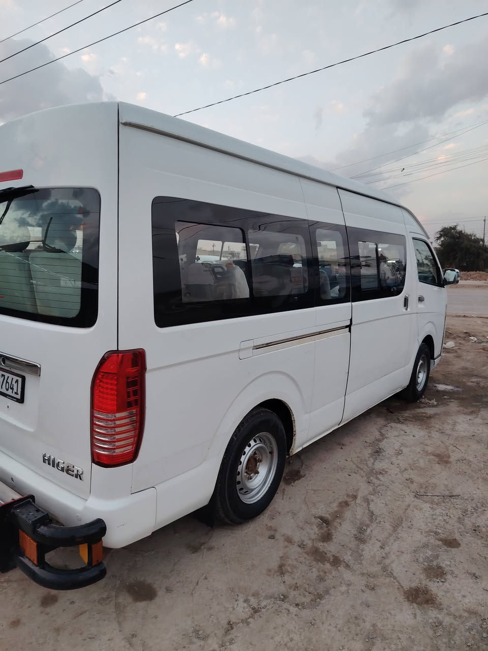 سلام عليكم هايكر 2017 سياره كفاله بيهه بس هاي بل جنطه وبيهه هاذ الشخط بل طويله تبريد منضومه جديده كير اكسن ميكنه تخم تاير كله جديد استفسار *********** السعر 135  وبيهه مجال
