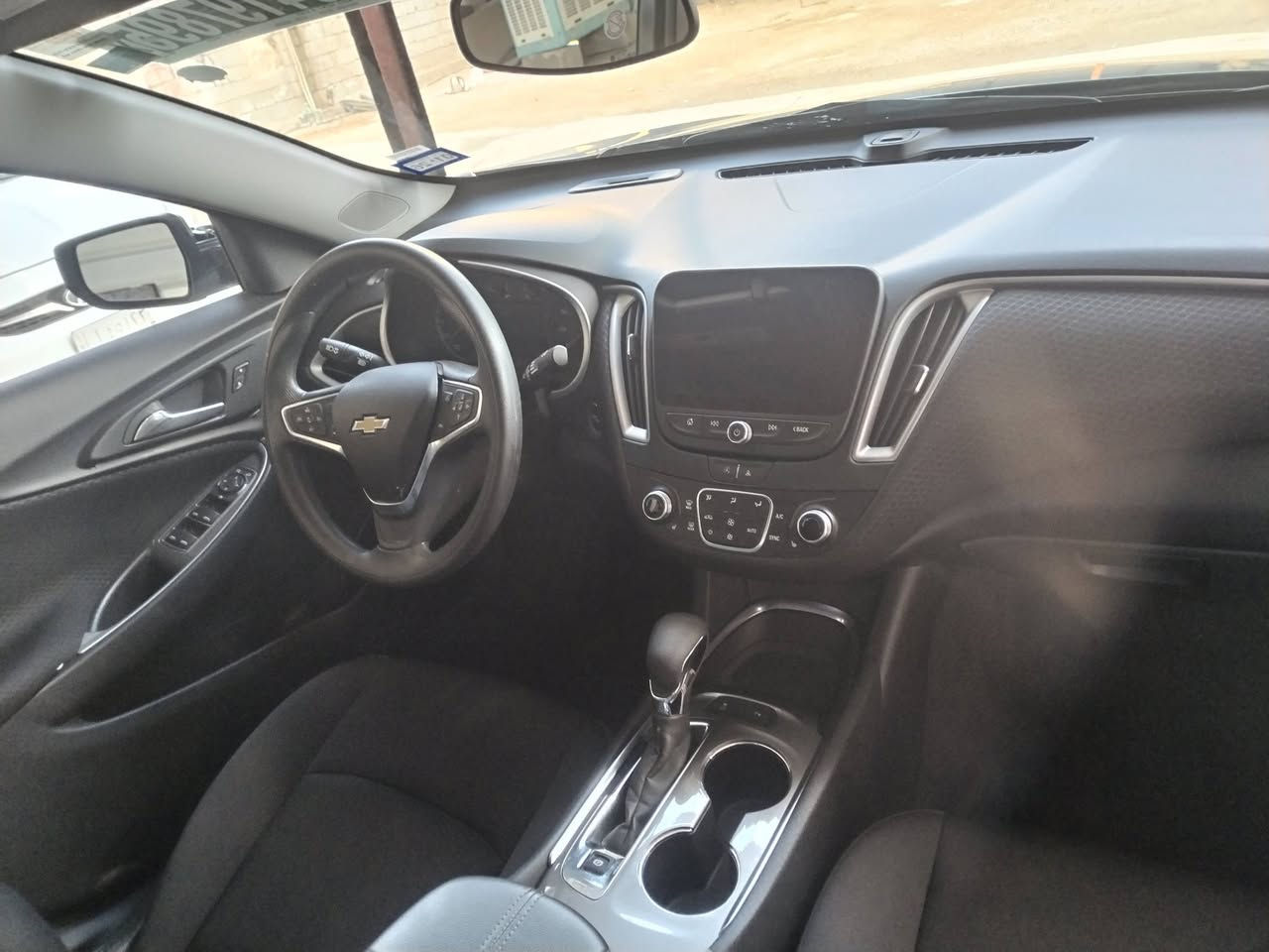 للبيع ✌️🌹✌️

مديل 2024 فئة Lt

محرك 1500 تيربو

هند بريك بصمه

بصمة أبواب

تشغيل عن بعد

قطعتين تبريد

كشنات تدفئة

شاشه وكاميرات دواره

كشن كهرباء

مانع انزلاق

منافذ usp+ tipse

شاشة اعطال

دخول جديد

صور الحادث مرفقه بلمنشور 

منفيس باسمي

السعر 125$  بيه مجال

***********
