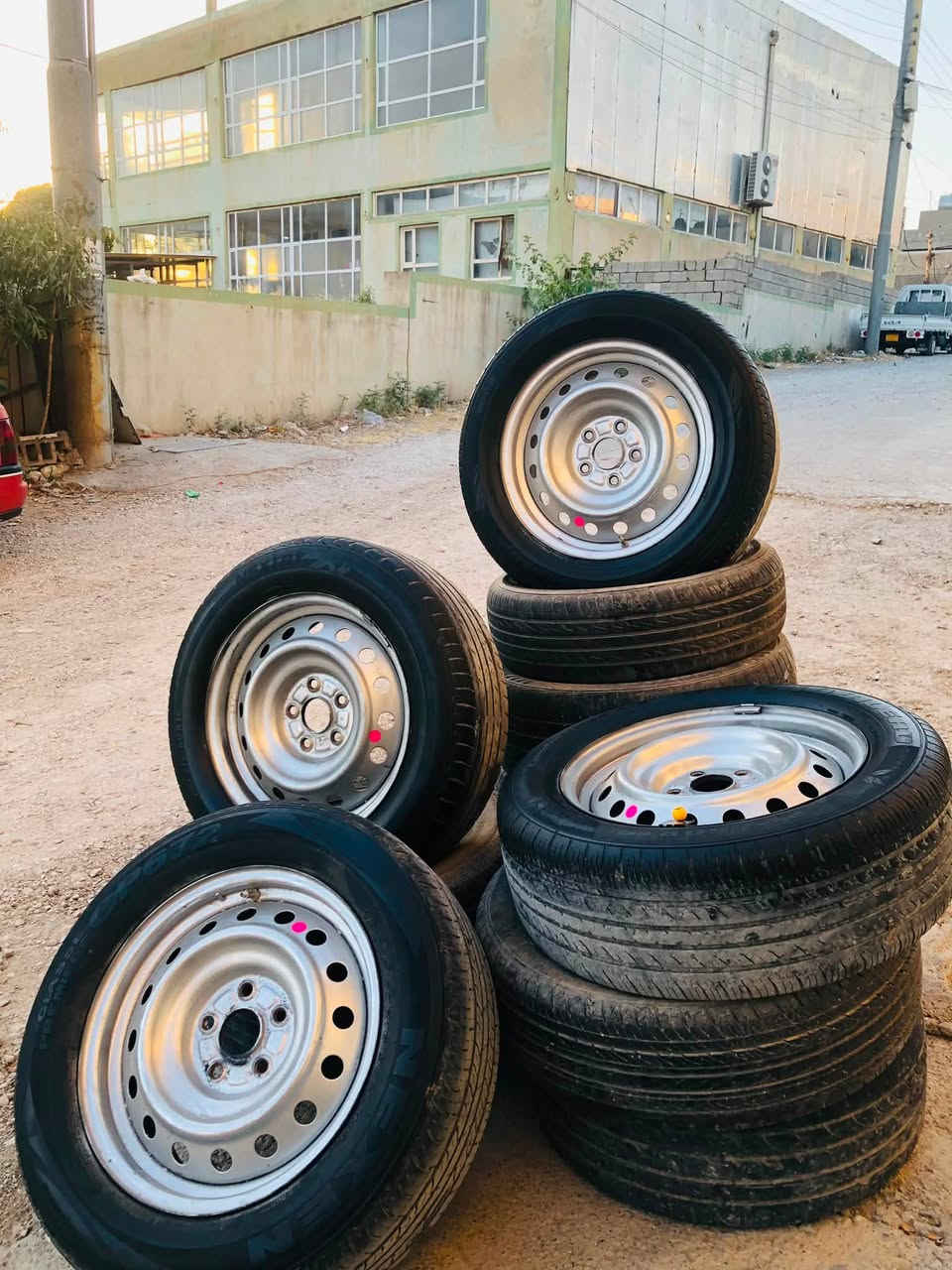 ئه م تايه و عاديانه مان هه يه بوو فروش يان گورينه وه ماشاءالله زور جوان و بى كيشه يه
به يارمه تى ئادمينى دل ❤️🥰
***********
***********
