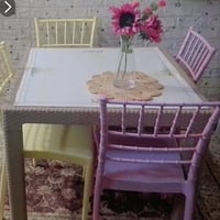 ميز طعام • ضد الحرارة • ٤ كراسي