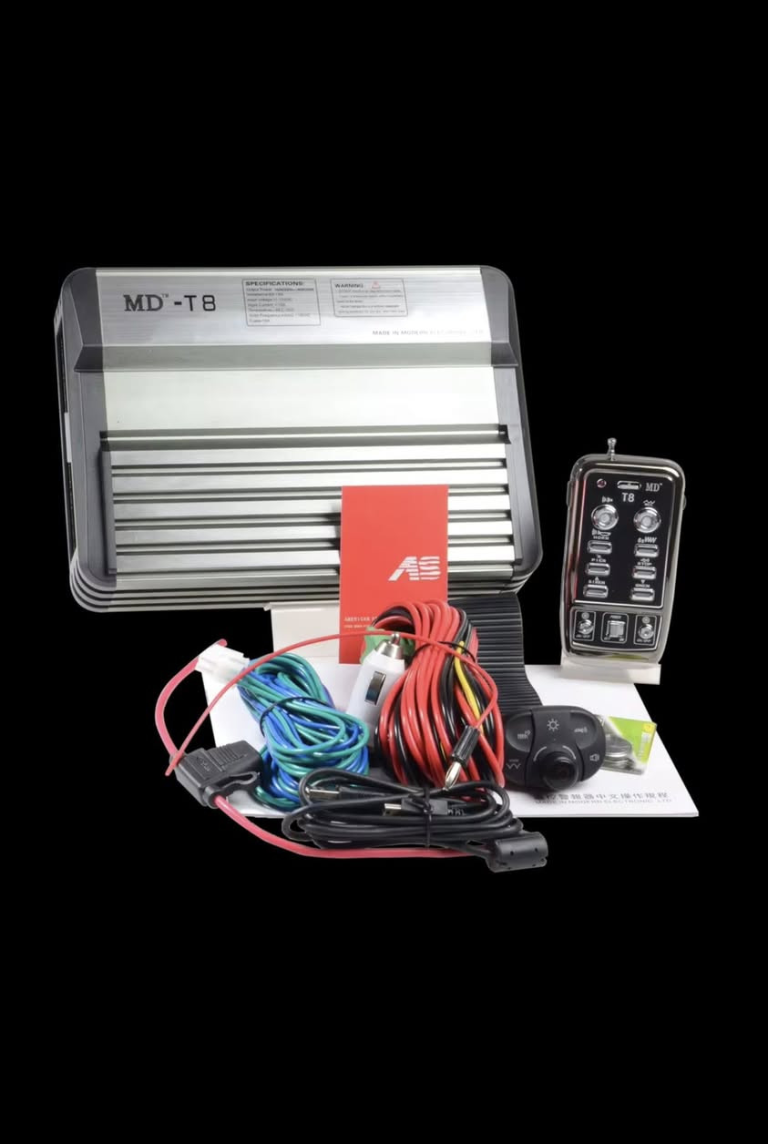 السلام عليكم
صافره اصليه اخر اصدار  ريونت مع تحم ستيرن
مع سماعتين 
وتكدر تربط 4 
سعر 300 الف 
بالسوك ب 500
جديده غير مستعمله
***********
