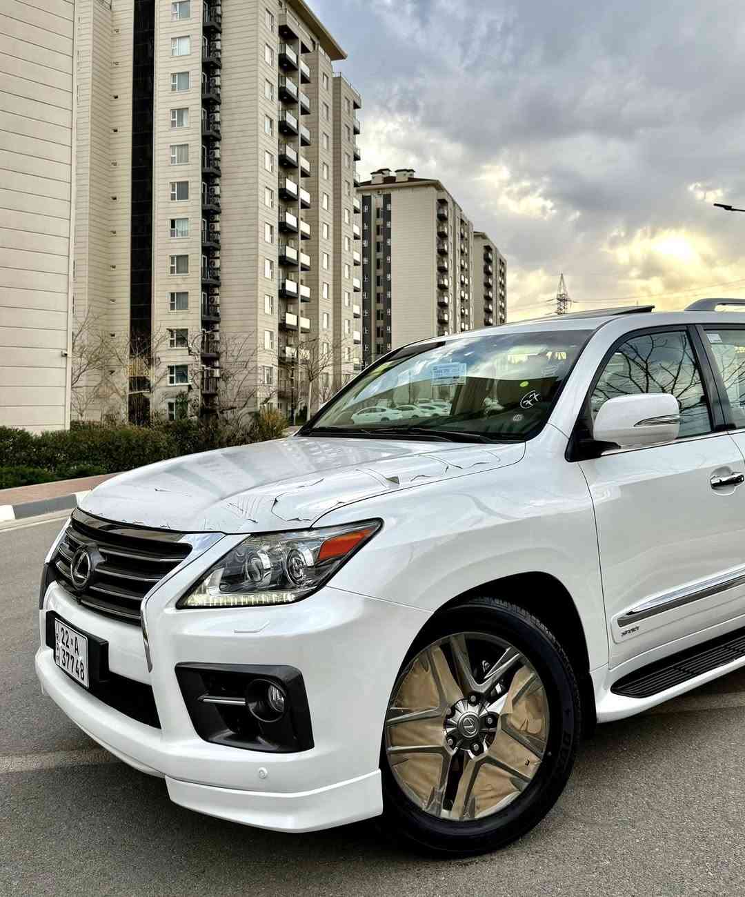 Lexsus _LX570_ 2013 _ 118,000km🪬
اللَّهُمَّ صَلِّ عَلَى مُحَمَّدٍ وَعَلَى آل مُحَمَّدٍ
سياره بدون مراوص رجائن

ليگزيز  موديل . 2013 . (LX570)
سياره مواصفات (بريمي اصلي)
سياره ماشيه (118) الف كيلو
سياره مكفوله كفاله عامه كلشي
بدون صبغ + بدون بارد + بدون حالوب
ماشالله سياره نظافتها حلو بمعنا كليمه

🧩سياره حتا غراضات موجود 
(هيدفونات + عرضيات + كل  موجود
داخل _ بيجي + ماشيه (١١٨) + موصفات بريمي + محرك 8 سلندر + 5700 حجم

🎲مواصفات سياره
بصمه + النزيلاق + شغال + كشن جلد 
كشنات تدفيه + كاميرات + ثلاجه + زينون
باب وراء شفط +نظام ايكو + سبورت +

🪬محرك و گير كل بشرت
ما مفتوح بشرت 
سياره حيل جديد نظيفه كلشي عاي بلادي 
سياره مابيها دينار مصرف 

🧿نظافه ١٠٠٪ كامل سيرفس بدون نقص و بدون مصرف سياره اي نقص مابيها
4 أيطارات جديدة تحتها
تاير وويل بيلادي شريكه
حتا تاير (دنلوپ) أصليه
نفسي

📍نفسي يوم /تحويل وكاله حاظر
مكان / داخل سليمانيه
سعر/397$ ورقه 
م/ ***********📲
