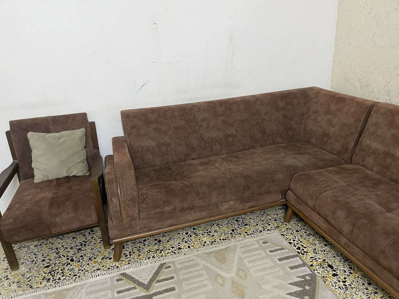 سلام عليكم ديوان للبيع ٤٥٠ وبي مجال بغداد السيدية


**إذا كنت صاحب هذا الإعلان وتريد حذفه لأي سبب، رجاءا أرسل رسالة إلى الدعم الفني**