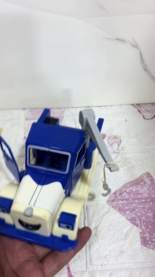 


**إذا كنت صاحب هذا الإعلان وتريد حذفه لأي سبب، رجاءا أرسل رسالة إلى الدعم الفني**