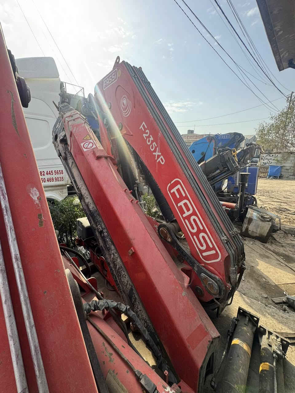 للبيع فاسى ٩طن ٧سلايت 
ريمونت كنترول 
سعر ٢٤٥
***********
