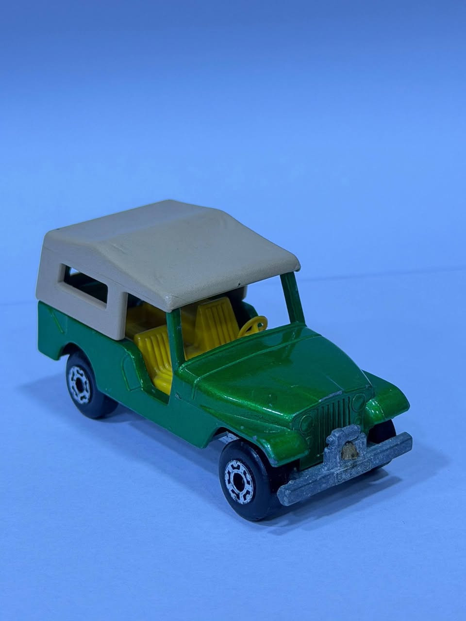 صيد هذا الأسبوع
Matchbox made in ENGLAND BY LESNEY ❤️


**إذا كنت صاحب هذا الإعلان وتريد حذفه لأي سبب، رجاءا أرسل رسالة إلى الدعم الفني**