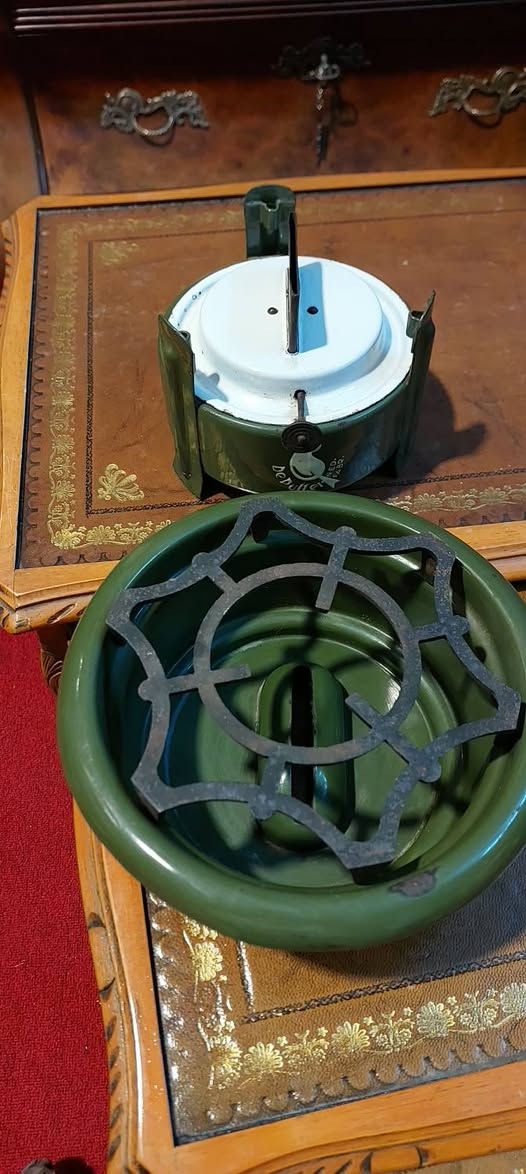 للاستفسار الا تصال بالرقم ***********
