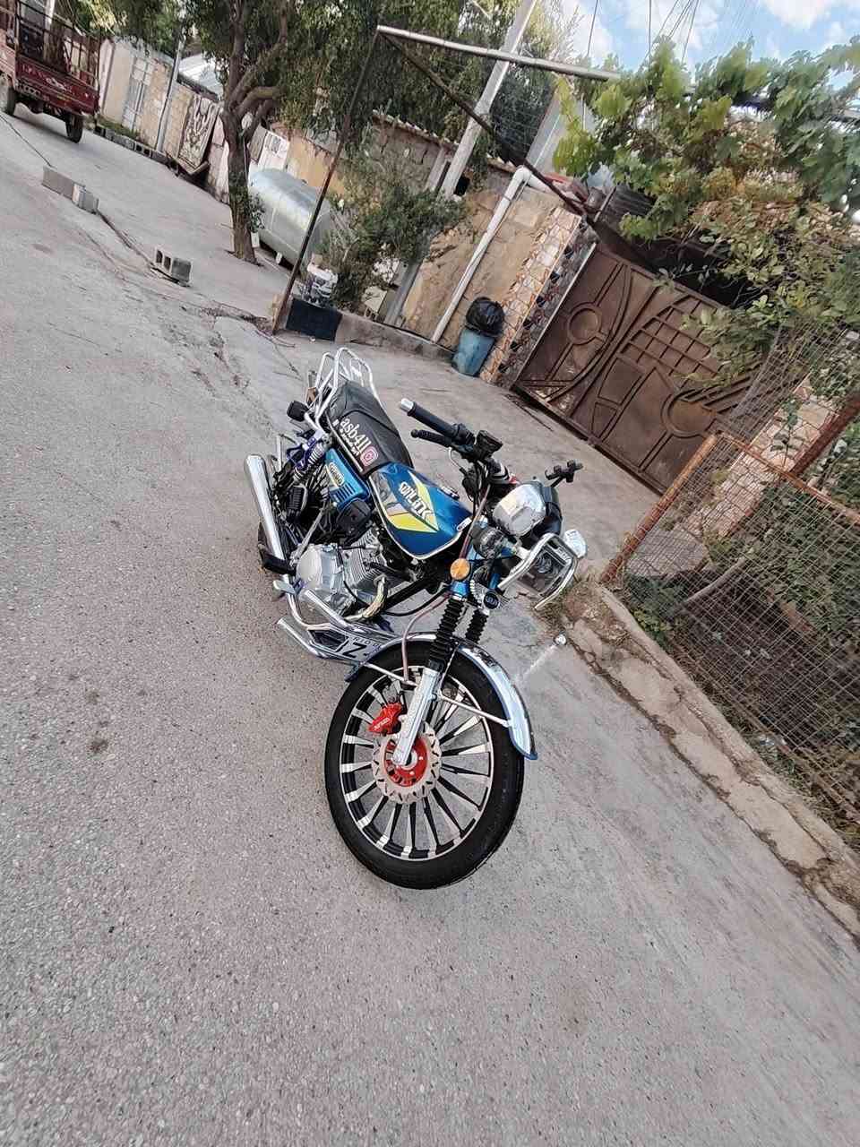 سلام عليكم لبيع دراجه سونك ٢٥ دراجه كفاله عل كل كفاله ماشيه 1000 حقيقي سعر 900 وبيه مجال مكاني ديالى خالص هبهب رقمي *********** مامتواجد فيس بس رقم
