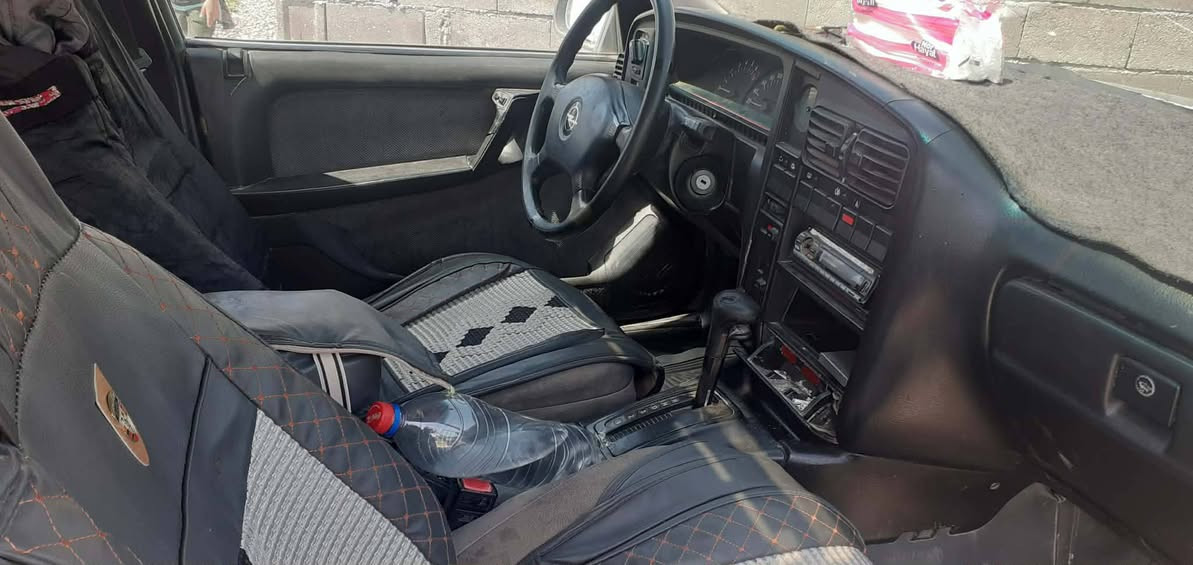 اوبل اوميكا موديل ٩١ صندوق حجم ٢٠ اوتوماتيك محرك بيه صرف سنويه جديد لي ٢٠٢٩ كابون بنزين سيمكرت ......  عنوان موصل برطلة  سعر السياره ٢٥ وبيه مجال رقم صاحب السياره 
***********
***********
