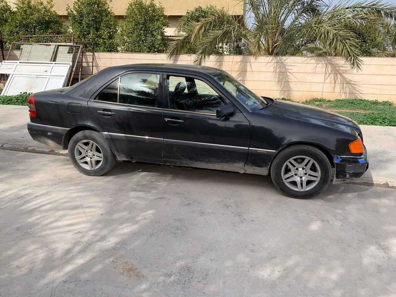 مرسدس موديل 94 محرك بطه 2ونص لا صبغ لا ضربه
لا غرامه رقم انكليزي أربيل تايرات صدر باتري جديد
عنوان خانقين *********** خناقين, ديالى
