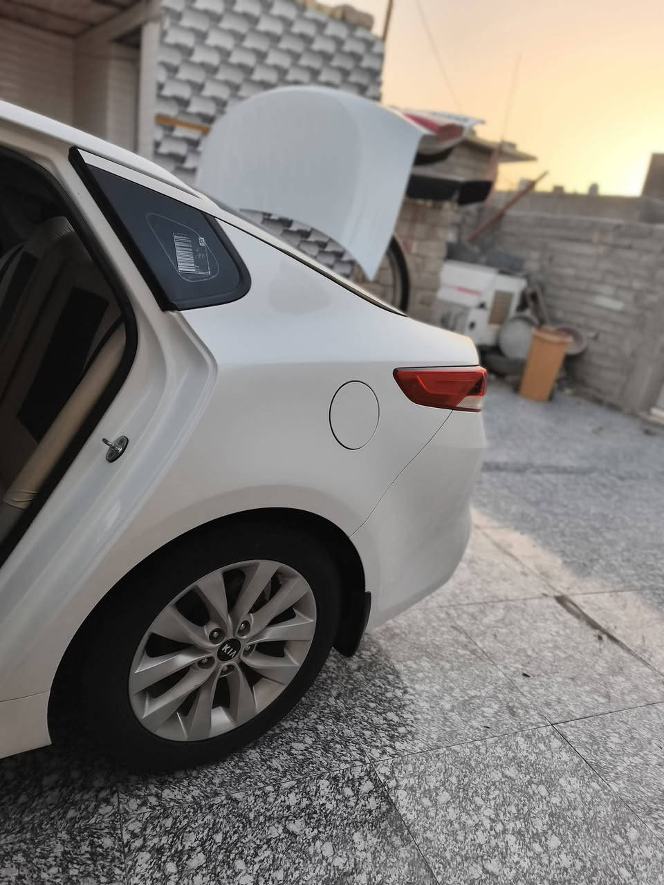 سلام عليكم اوبتما 2017 خليجي
نص فول 

كير و مكينه 2000دوش  كفاله   

تحكم ستيرن 

شفتات 

تبريد قطعتين شغال 

مري شفط 

مثبت سرعه 

لايت زنون 

رقم   واسط  

مضخم صوت 

سياره مانقصها برغي هواي مواصفات بيها 

غير متواجد عل فيس اتصل وبيك خير ودلل سعر 173وبيه مجال لطيبين رقم الهاتف ***********مكان ذي قار قضاء الجبايش
