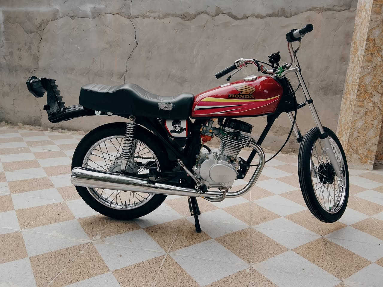 دراجه نامه للبيع اوراق 
شاصي موديل 2018 والتعميره 2026 
المكان ناصريه قضاء الغراف 
السعر 775 وبيه مجال للطيبين بدون سبايدر 
***********
