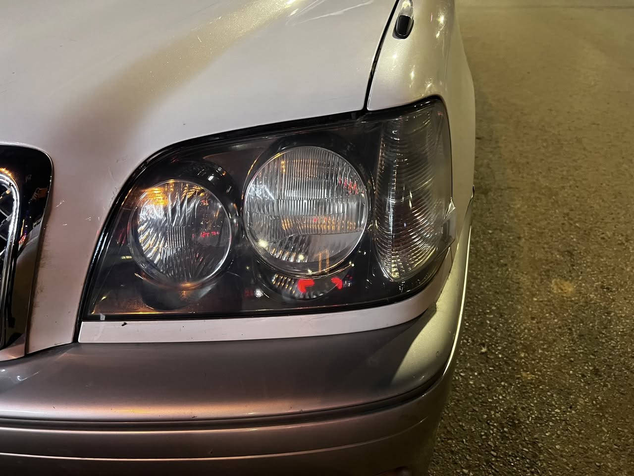 کاکە سلاوی خواتان لئبئ ئەم لایتانە لەگەڵ حەتەرەکەیە بؤگؤرینەوە بە کریستاڵ لەسلیمانیم ❤️❤️ئەدمین


**إذا كنت صاحب هذا الإعلان وتريد حذفه لأي سبب، رجاءا أرسل رسالة إلى الدعم الفني**