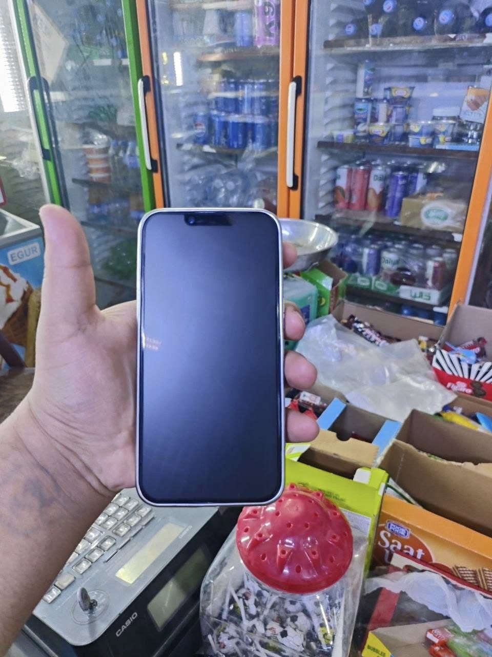سلام عليكم iPhone 13العادي ذاكره 128الجهاز جديد ونضافته 90‎%‎وجهاز قبل شهر خل الضمان مالته الجهاز بحاله الوكاله يعني كله شغال تاخذه من باب البيت تقتنع بي يله تاخذه شحن انترنيت سيم كارت اتصال سماعات وجهاز مسويله تنضيف وحاطله حمايه لزكه مضلله وضد الكسر وعدسات جدد ليوم خليتهن او كفر ويا هديه هذني كلهن تاخذهن وين الجهاز يعني ربع متصرف عليه من تاخذه الجهاز فقط مستبدل شاشه غير الشاشه يرجعلي الجهاز ركز سعر الجهاز 350ومجاله كلش بسيط للشراي وكل الهلا بجميع عنوان بغداد الصليخ ***********رقم الهاتف متواجد بكل وقت اتصل وتشلع عيوني ❤️

