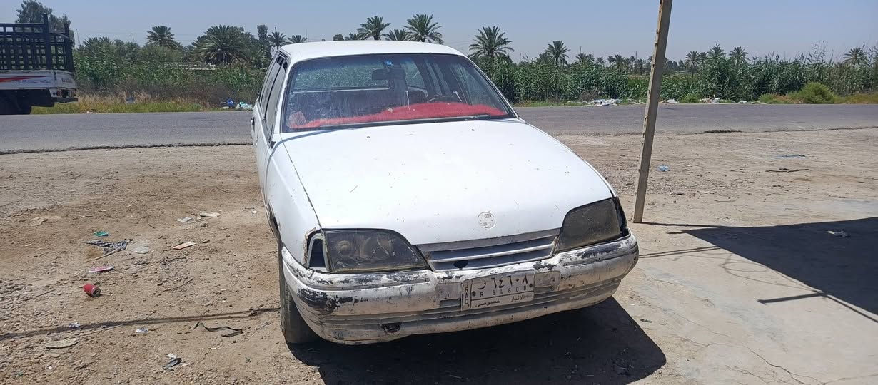 السلام عليكم اوبل للبيع موديل 88 رقم انبار تحويل مباشر سنويه ساقطه باسمي محرك نظيف السعر 12 ورقه بيها مجال بسيط للشراي //***********//*********** ترهم مراوس حسب القناعه
