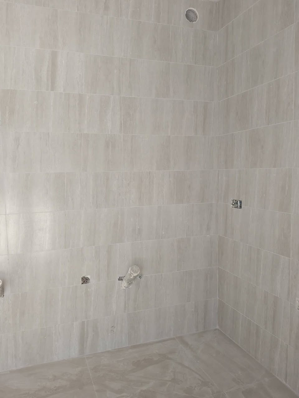 اسطه سيراميك باسعار مناسبه تسليم مهندس ***********
