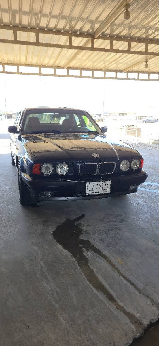 سلام عليكم
بي ام  (BMW) 525/امسكر فانوص  موديل 1992رقم كركوك
اسياره مكينه  خير من الله كير خير من الله تبريد شغال صبغ جماليه حديه حلوه اسياره داخل نضيف كهربائيات شغاله كله 
مكان السياره الانبار الفلوجه السعر 58$ورقه اوبيه مجال بصيط حك الجيه  رقم صاحب السياره {***********}{***********}
