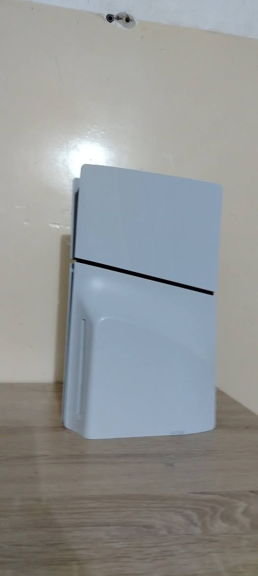 بلي 5سلم جديد مستخدم شهر واحد الي حاب يتواصل عل رقم  ***********واتساب سعره مناسب كلش
