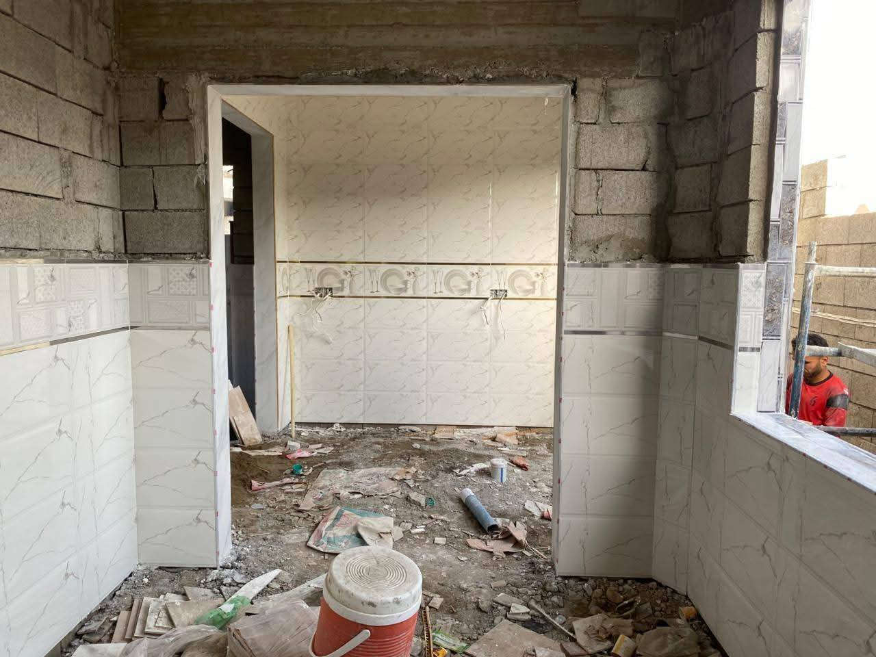 سيراميك بورسلين كاشي *********** *********** َ في الموصل
