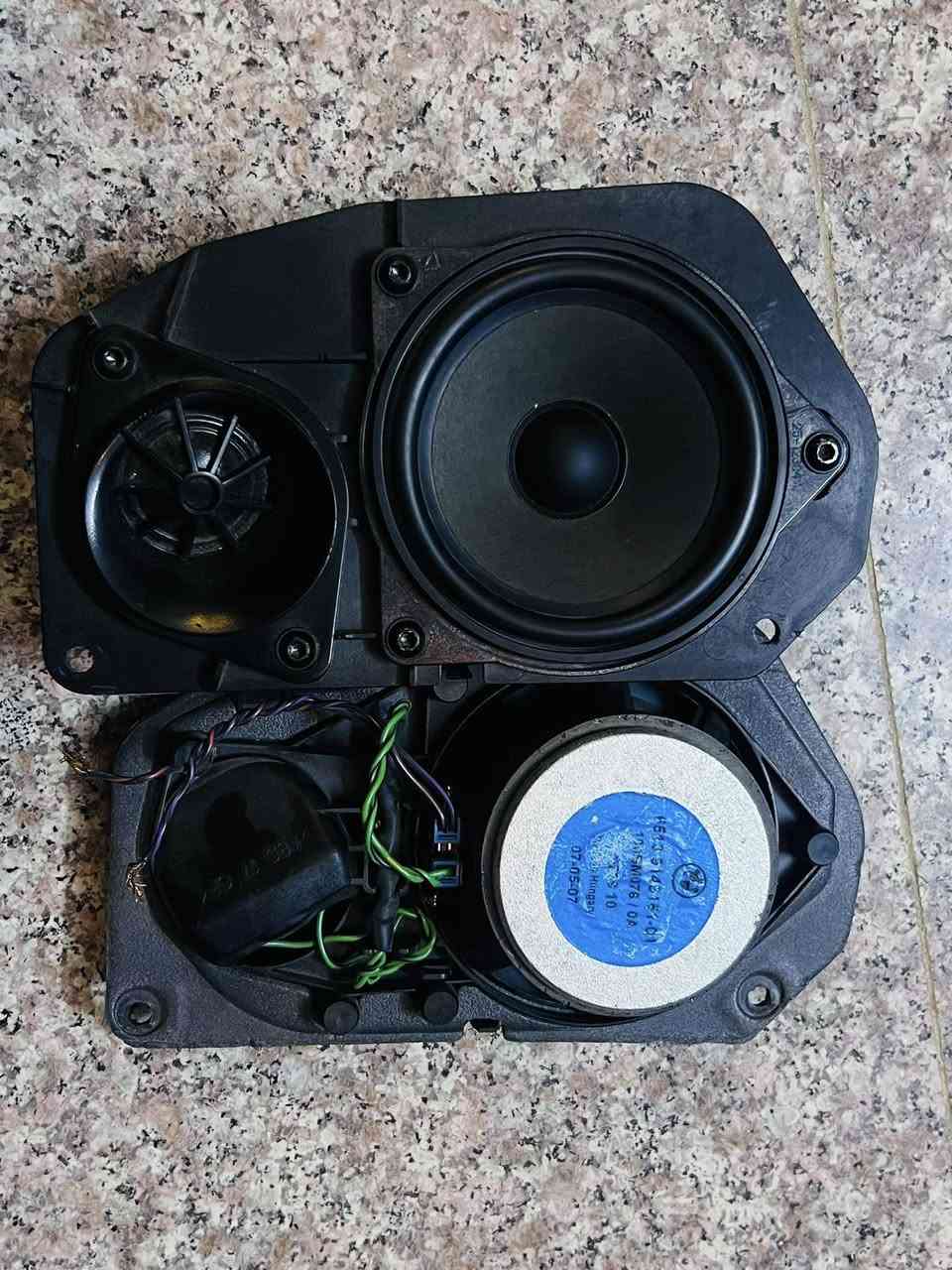 سماعات JBL انفنتي تفصيخ اصلي حجم 4 انج سعر الزوج ٣٠ الف


**إذا كنت صاحب هذا الإعلان وتريد حذفه لأي سبب، رجاءا أرسل رسالة إلى الدعم الفني**