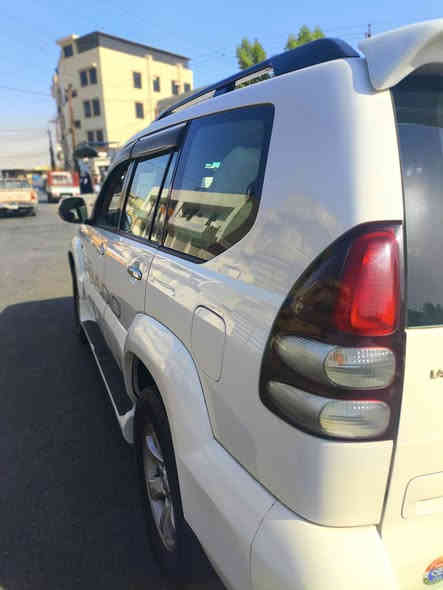 سلام عليكم
 #تيوتا_برادو للبيع مديل 2008 رقم بغداد  #4سلندر سياره خير من الله كامله ماشيه 230الفف
مبدل بيها واشر كازكيت فقط
وبيها صبغ كد شبر موضح بلصوره اثر طلقه ماعابره فقط
كير وتبريد وحداديه
 خير من الله #بسمي_تحويل_ثاني_يوم 
سعر 160 وبيها مجال
مكاني بغداد  
***********
