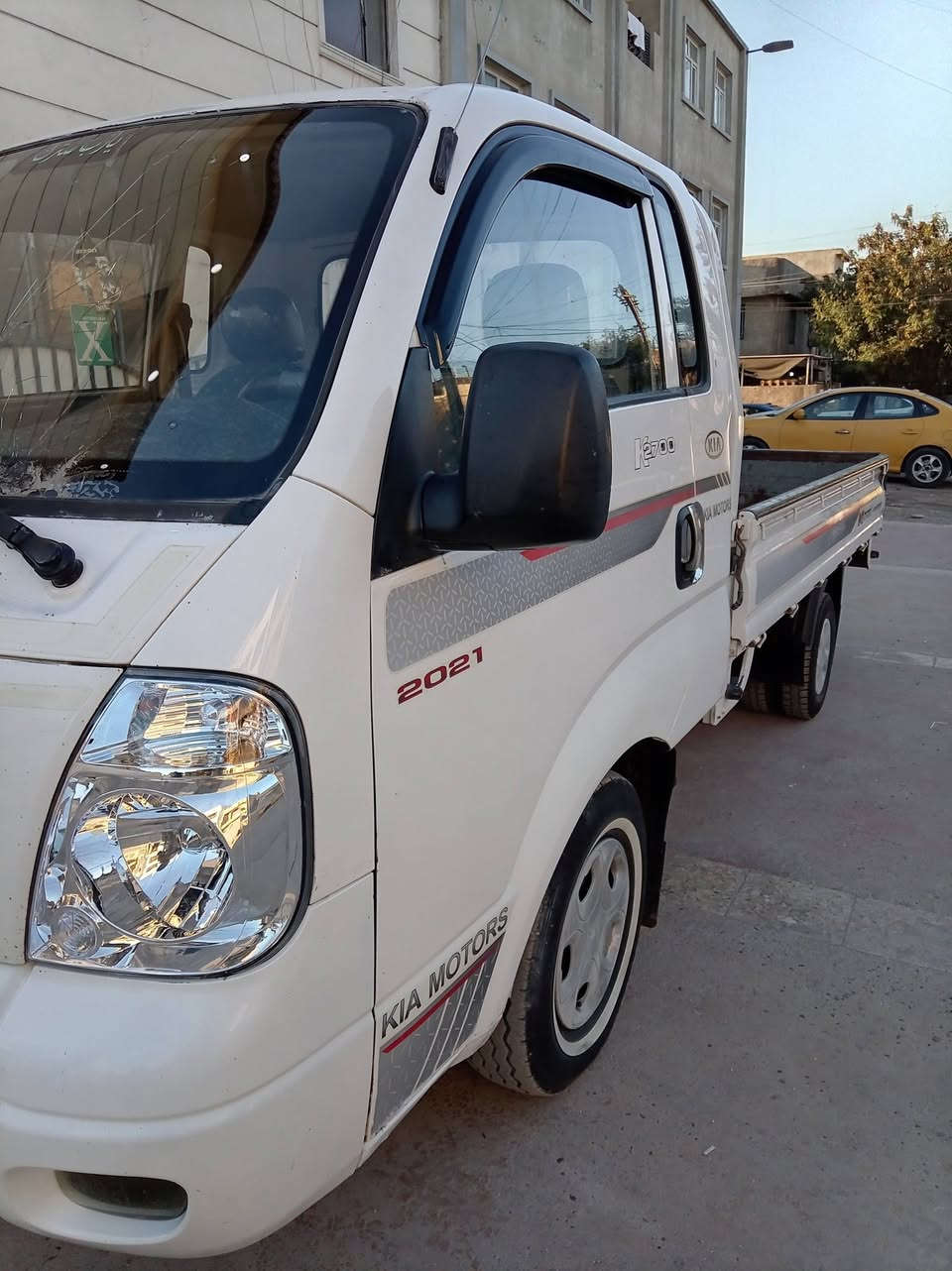 سلام عليكم كيه حمل موديل 2010للبيع رقم بغداد السياره مكفوله من محرك كير اكسن شاصي رقم شاصي واضح نفاذ السنويه ل2027 السعر 97وبيها مجال مكان بغداد الدوره للاستفسار ***********
