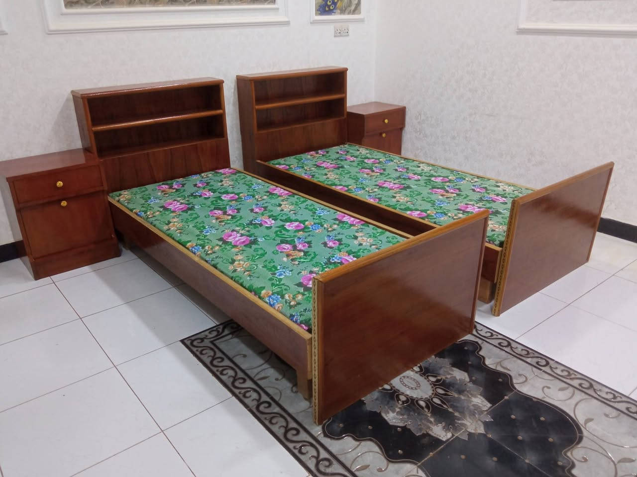جرابي عدد 2 معه كومديات عدد 2 تسكام نجاره نضيفة جدا جدا جدا مكان حله مركز شراي الخاص مفتوح ولي يحب توصيل موجود باكروه


**إذا كنت صاحب هذا الإعلان وتريد حذفه لأي سبب، رجاءا أرسل رسالة إلى الدعم الفني**
