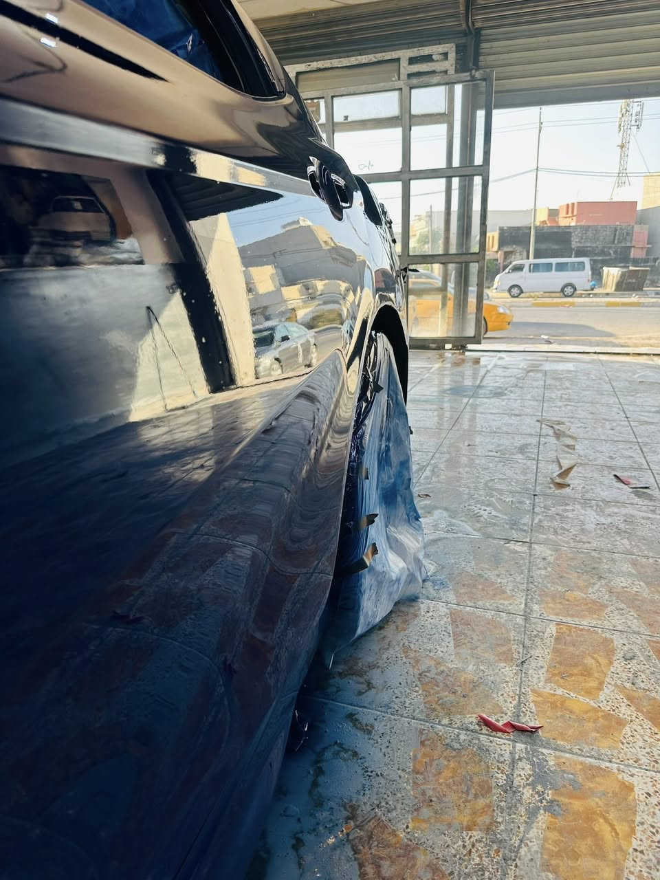 سلام عليكم صبغ سيارات بوليش جلي لايت البوليش العالي ٦٠ الناصي ٥٠ مع جلي لايت وبك لايت وتكحيل بوليش بمواد اصليه الاماني الصبغ حسب الطلب ماكو سعر ثابت حسب القطعه والشغل الي بسياره صبغ الحديث والقديم جلي لايت ١٥ الف مكاني كركوك خضراء شارع البنزين خانه صلوحي العبيدي قرب جامع اهل البيت الاتصال ***********
