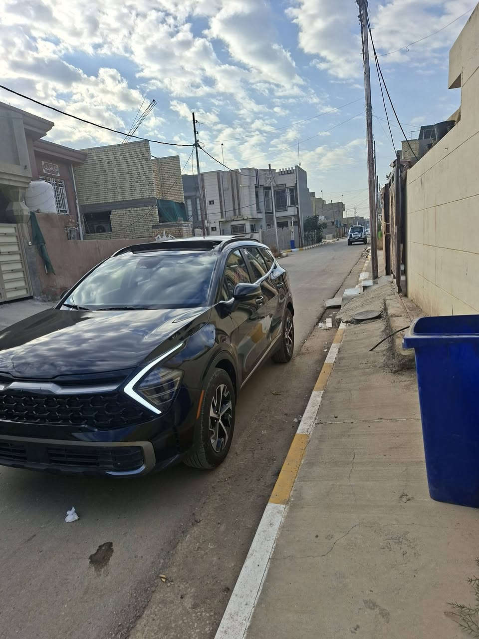 كيا اسبورتج مديل ٢٥ وارد امريكي فول بصمه بنوراما كشنات جلد كشن كهرباءتدفئه بلكشنات رادارامامي رادارات بلمري اشاير بلمري تشغيل عن بعد حساس خلفي كامره دواره فور ويل جنطه كهرباء مكينه ٢٥٠٠ جي دي حادث جاملغ وبنيد مبدلات بدون دواخل شاصي لغد كفاله مرقمه واسط شهداء وكاله عامه مطلقه السعر ٢٠٠ وبيها شي بصيط صور الحادث بلمنشور *********** مكان السياره قضاء الصويرة
