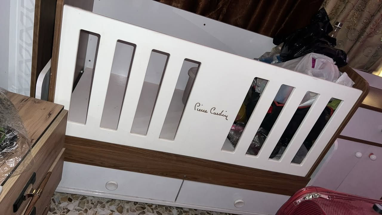 غرفه كامله جربايه وكنتور وميز للبيع نضيفه السعر 150 العنوان الطي الكاظمية للتفاصيل خاص


**إذا كنت صاحب هذا الإعلان وتريد حذفه لأي سبب، رجاءا أرسل رسالة إلى الدعم الفني**