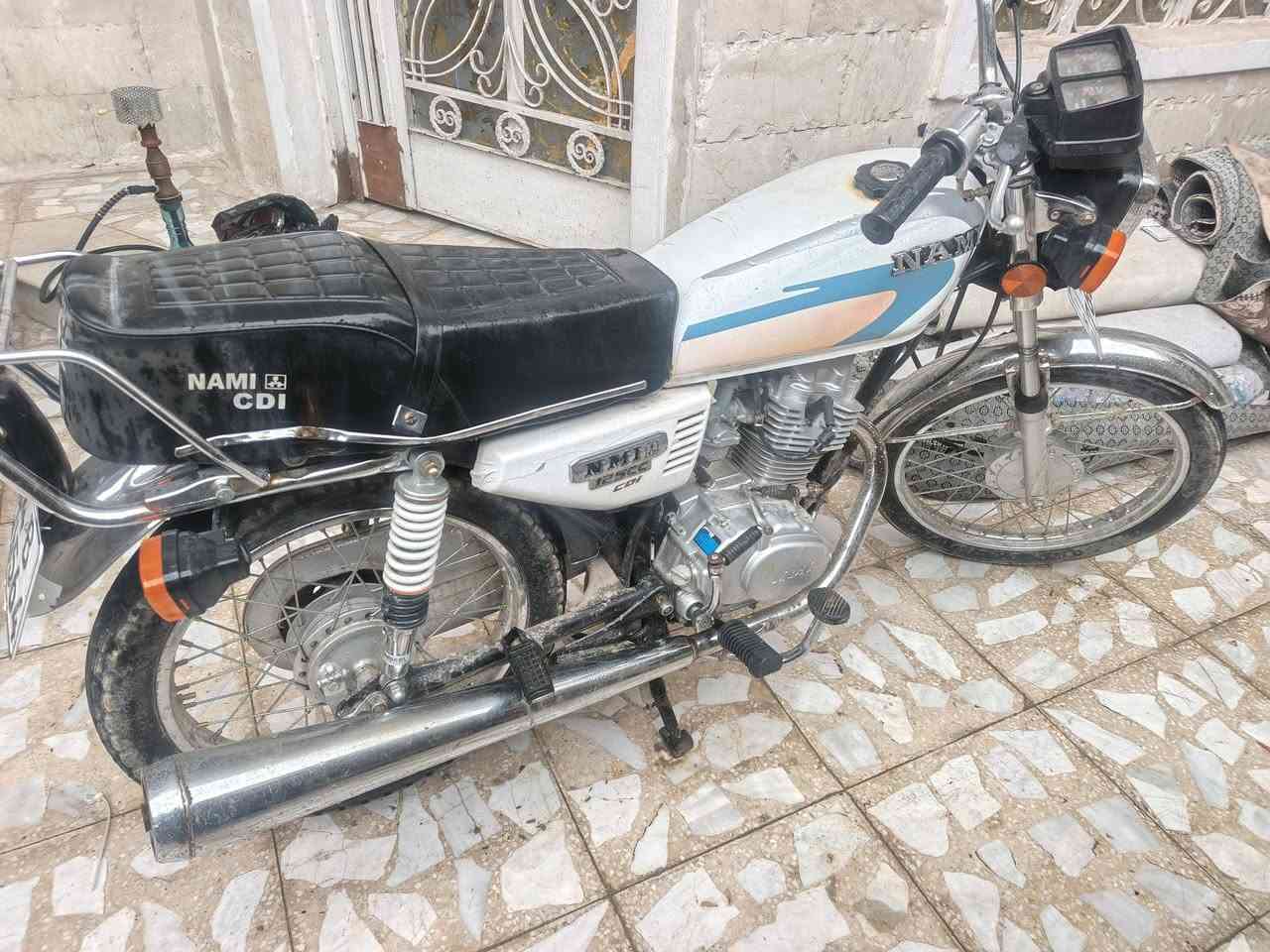 نامه مديل 23 نازله ب24 بلاديه رقم وسنويه جديدات (دراجه بلاديه مكينه ما مفتوحه برغي واحد ما مفتوح بيه) السعر 1650 وبيه مجال رقمي ***********
