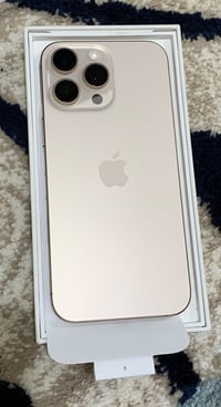 آيفون ١٦ برو ماكس • ٢٥٦ • بطارية ١٠٠