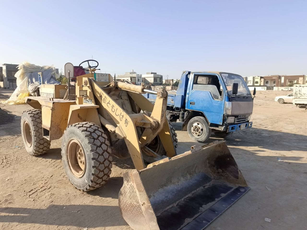 تجهيز كافة مواد البناء وتبديل تربة الحدائق بالزميج بوجود كادر متخصص للتواصل ***********
