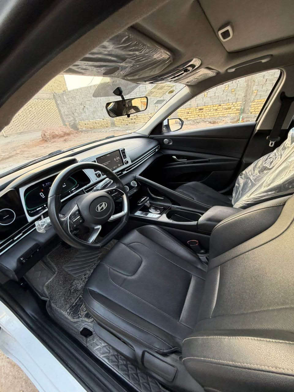 السلام عليكم للبيع النترا ٢٠٢٤ تجميع الصين 
رقم دولي باسم شركه تحويل وكاله مضمونات 
ماشيه ٧٥ الف حقيقي
فول مواصفات فتحه بصمه تحكمات لايت زنون 
سايدبريك بصمه كشن حلد حضن 
فول للاخير جاهزه من كلشي بيها بارد بلجنطه كد جف الايد 
وبيها شخط ناعم بلباب الوره الصدر 
والباقي كفاله جاهزه مال جناي استخدام شخصي 
مكلف بلنشر الشراي ينتصل بدون ميراسل 
مكاني نجف كوفه سعر ١٣٧ وبيها مجال حك الجيه 
***********
مرتضى النجف, العراق
