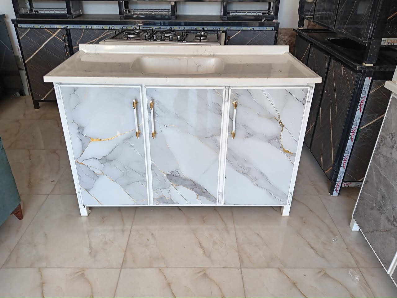 اغراض مستعمل وجديد للبيع الاستفسار ***********
