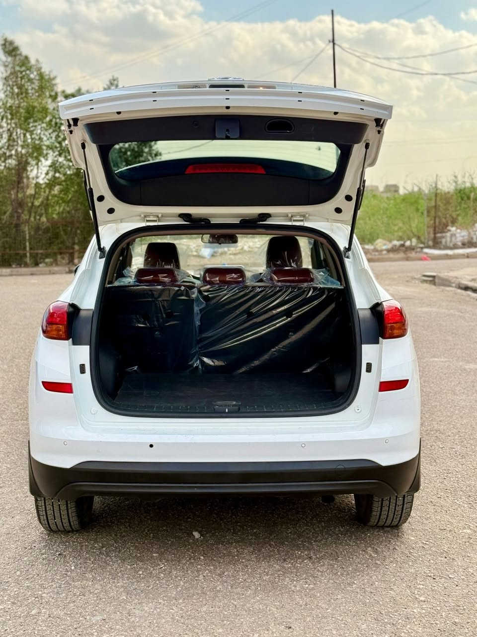 #بيع_مستعجل توسان2019 خليجي رقم بغداد الدولي #السعر172مواصفات فول عده لبانوراما بجم6 عدسات ضوئية محرك 2000 دوش ماشية 80 الف بصمة تشغي لمرايات شفط وترحيب شاشة وكاميرا دوارة حساس أمامي وخلفي دكمة مود درايف خمسة ويل كب تبريد أمامي وخلفي تبريد جكمچه كشنات كهرباء جلد لونين مشمشي و بيجي السيارة بيها الباب مال الصدر مصبوغ ولباقي كفالة عامةمحرك ممفتوح محرك وتبريد كله شركة برغي ممفتوح
#للستفسار***********
