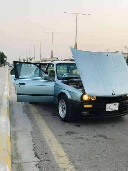 السلام عليكم بي ام زعره 320 لمراوس أو بيع 
مكينه 4بلاد كير عادي جاترك 
اكسل مقفول صدر امامي خلفي جديد تايرات جديد لوك 
كهربائية كله شغاله وبلاد داخلها نضيف تخم ويلكب منضومة زنون كل نقص مابيه جاهزه ومجهزه صبغتها حلوه وعضمتها حلوه ماشاء الله اتراي احلا منها رقمي ***********
*********** واتساب موجود خاص ماسنجر ماجوب
