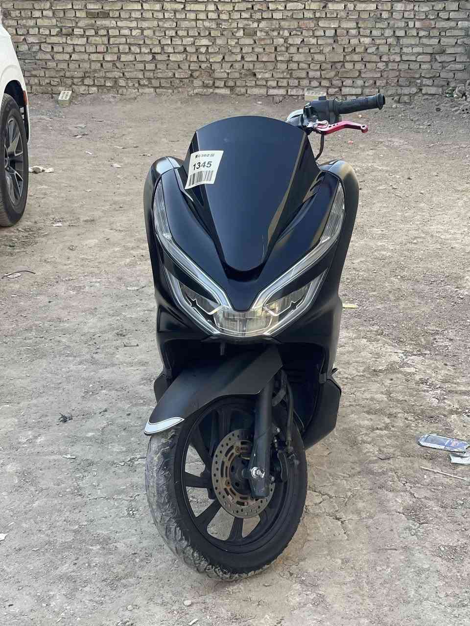 السلام عليكم

جيل ثالث وارد كوري مكينة 150cc 2020  PCX

كفاله عامة

اللون اسود

حساس ازدحام

تدفئه يدات

السعر  13 

المكان بغداد المعامل   حي النصر

للاستفسار ***********  متواجد
