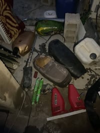 كشنات 2 وصلنصة جعرة بيها شق من الاخير وتانكيات 2.مكفولات من زرف ودبلات...