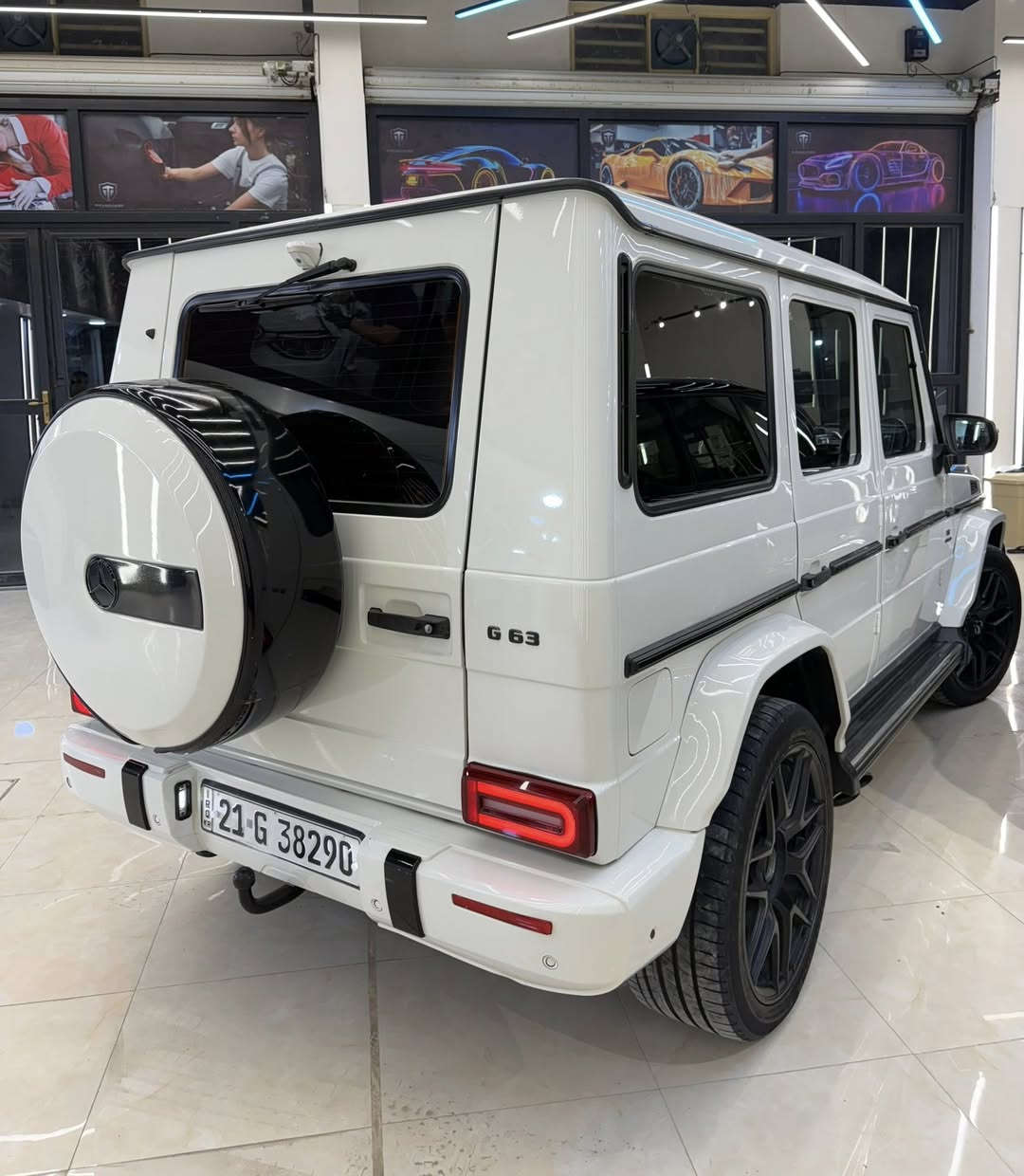 جي كلاس 2013 خليجي فول
محدث فقط خارج 2020
g63  /AMG    
بدون صبغ بلبدي   فقط قطع تحديث مصبوغه
داخل بلاد سياره جديده محرك بلاد ممفتوح
ماشيه 100ك جاهزه من كلشي بدون مسج
رقم سليمانيه  السعر 440$ 
مكانها حله بابل هـ ***********
