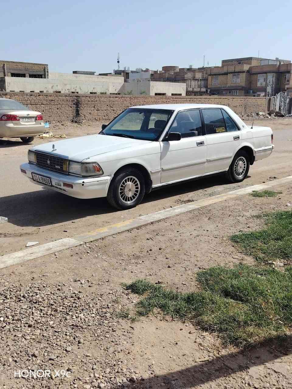 سلام عليكم سيدان 1990 للبيع يسره بلاد مكينه ثنين ونص شرط رقم بغداد انكليزي مشروع وطني سنويه لل ٣٠ تحويل ثاني يوم حداديه توني مسويه سياره حلوه كهربائيات كله شغاله مابيه نقص جاهزه مصبوغه عام للجماليه غرفه كلش حلوه بطاين جدد سعر $ 44 بيه مجال مكان ذي قار شطره؛ ***********
