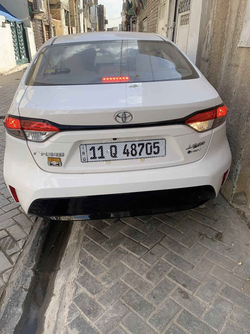 كورلا هايبرد مديل2025 شكل امريكي     ماشيه 14 الف    ***********.  ***********
