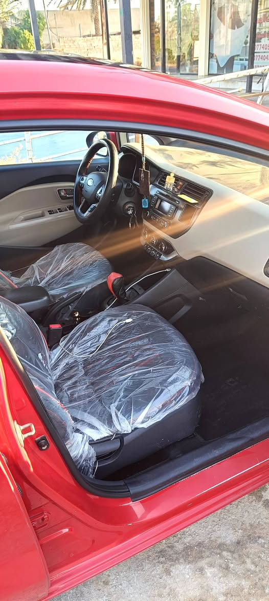 كيا ريو موديل 2012 خليجي فول مواصفات مكينه ١٦٠٠ دوش مكفوله من كلشي كير مكينه صدر جديد تخم تاير السياره جاهزه ع اخر حبايه
السعر ١٠٥$ وبيها مجال 
العنوان : بغداد الدوره 
للاستفسار : ***********
