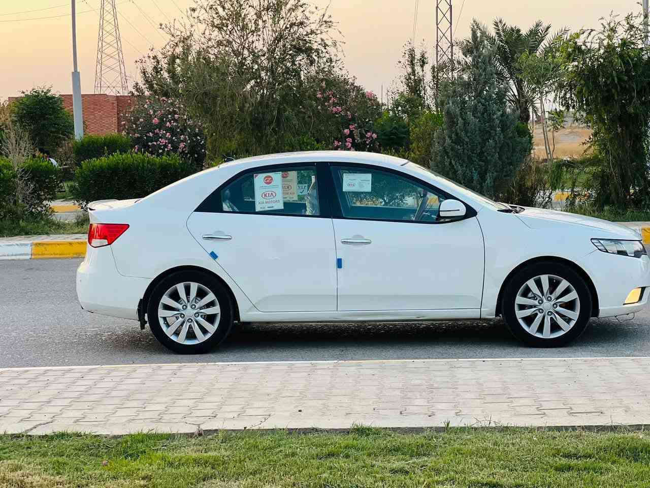 سيراتو 12 
الويل كب مبدل بويل عادي 
السونار مرفق 
السعر 93 وبي مجال قليل 
***********
