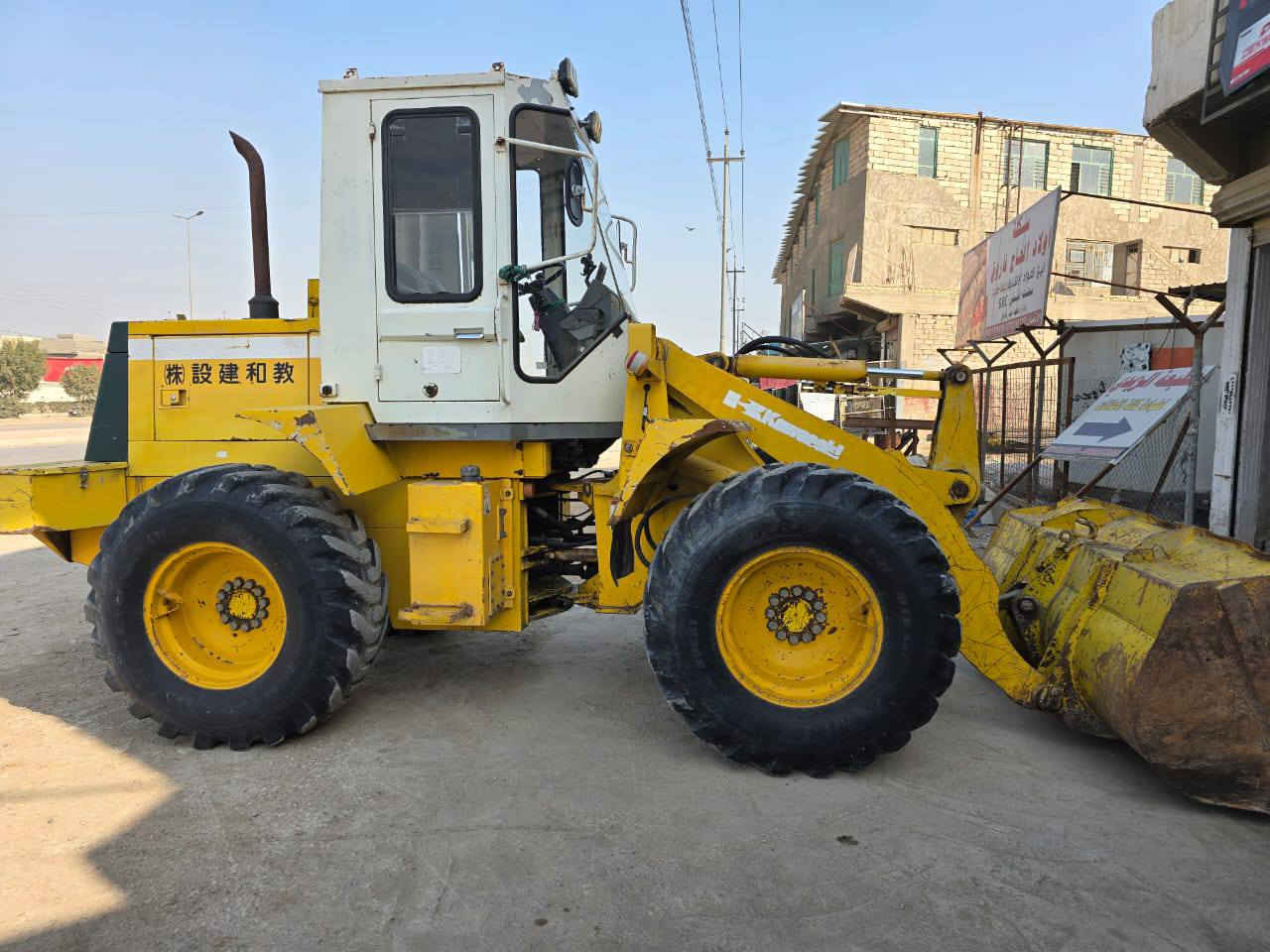 شفل للبيع حجم ٥٠ كير ومكينه  ٤ كير مكفول مكينه ازوزه مكفول كفاله عامه تبريد تدفئه تخم تاير جديد   الشراي يتصل ***********
