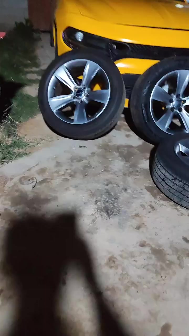 اخوان هذا الرقم بي واتساب ***********
وهذا اتصال ***********وانا خادم للبيع ويل كب وتاير جديد 2022اصلي
